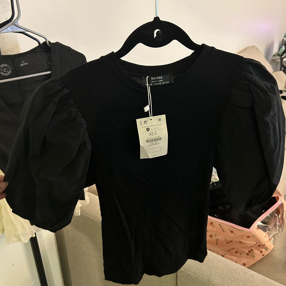 Bershka NWT Poplin Puff Sleeve Knit Crew Neck Top